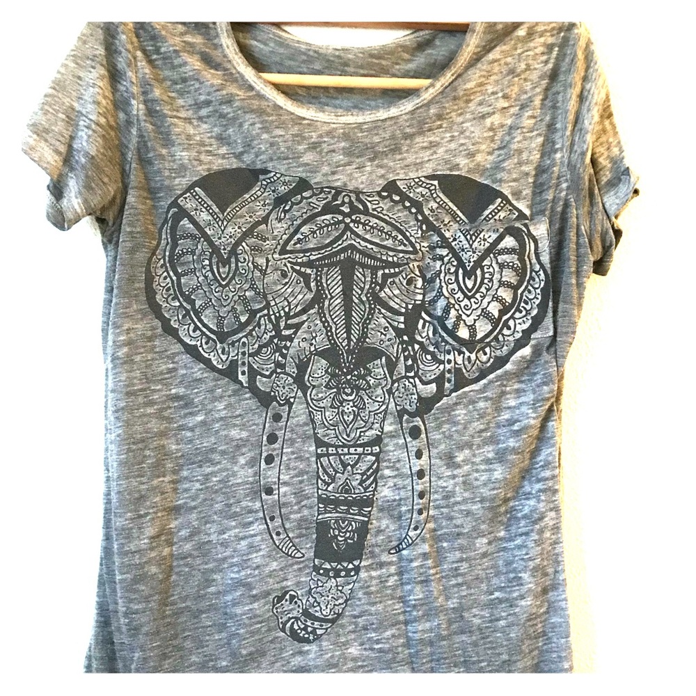 Elephant tribal tee